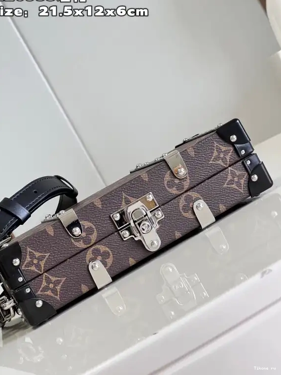 Cheap Wallet Neo Trunk LOUIS VUITTON 0501